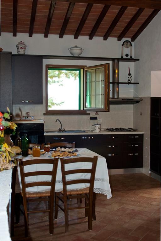 Agriturismo Rosa Dei Venti Pomarance Buitenkant foto